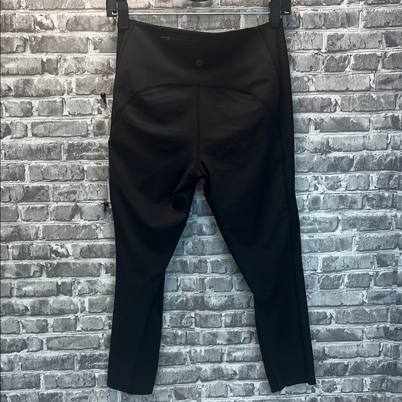 Black Athleta capri‎ Leggings - Picture 1 of 8